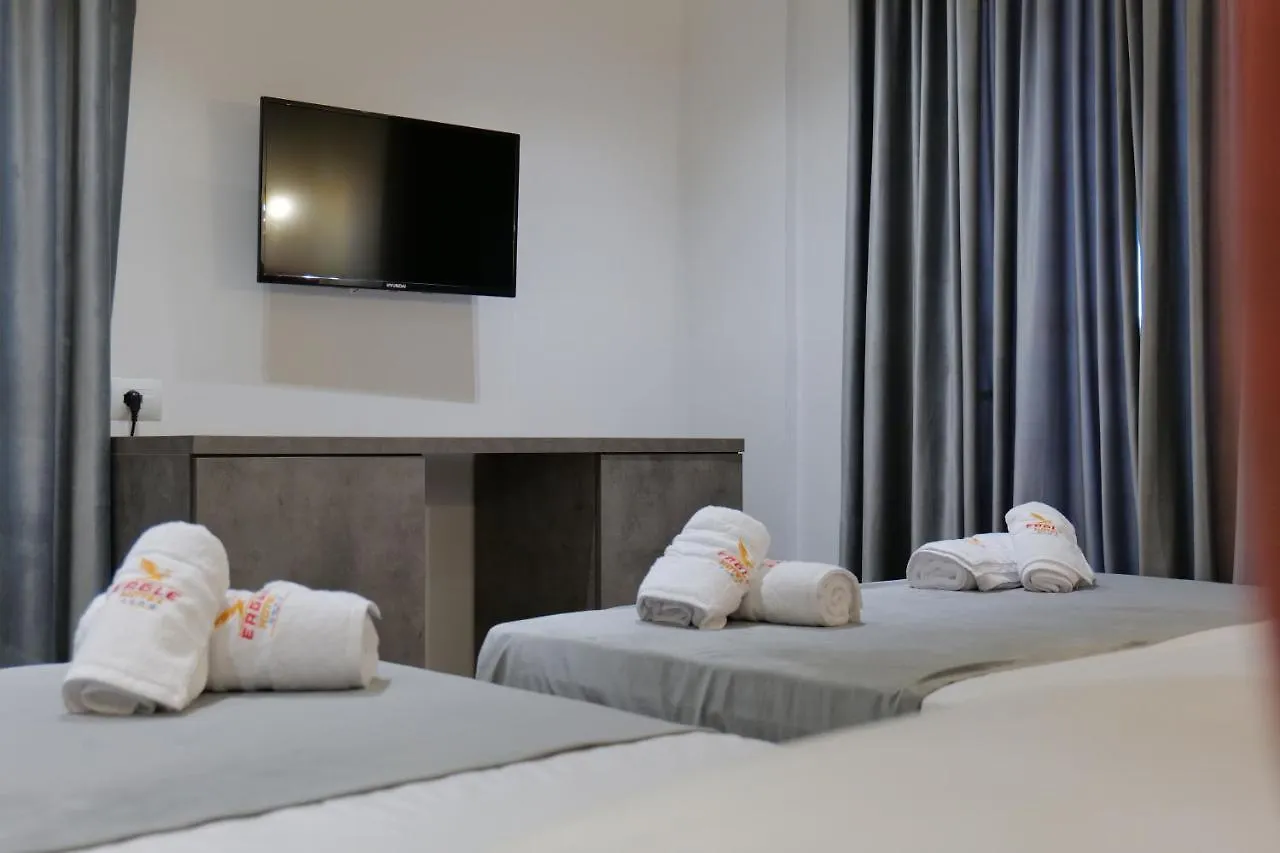 Hotel Eagle 사밀 4*,  알바니아