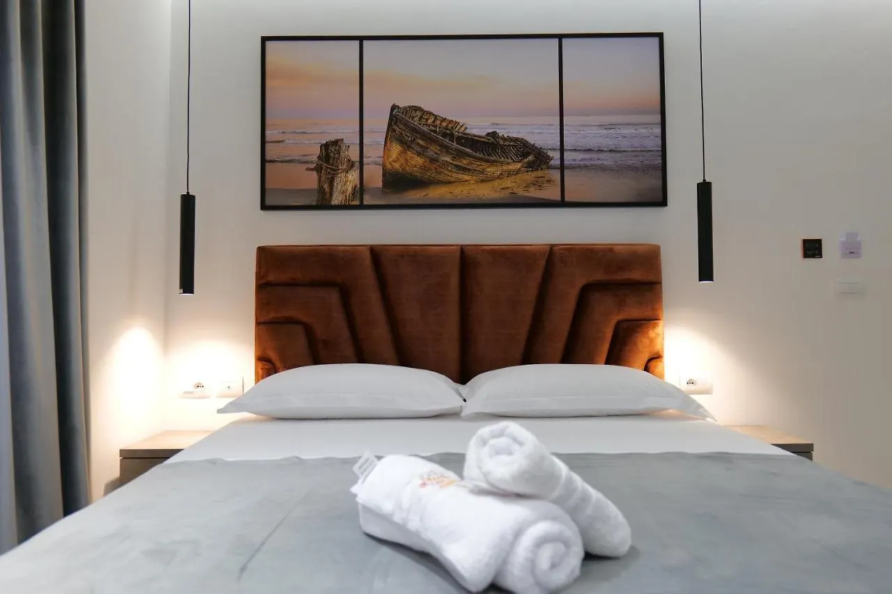 Hotel Eagle 사밀 4*,  알바니아