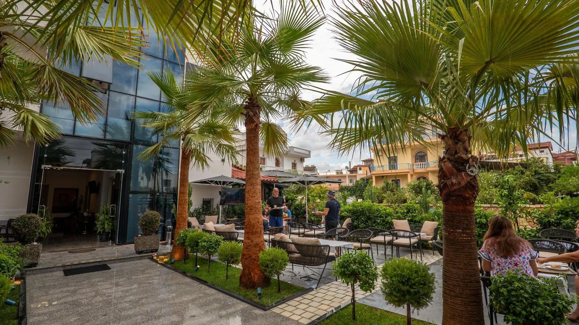 Hotel Eagle 사밀
