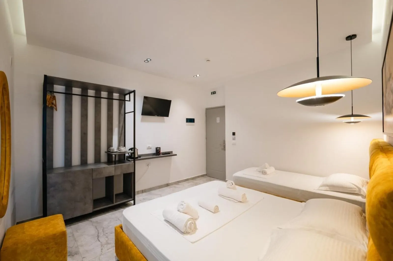 Hotel Eagle 사밀