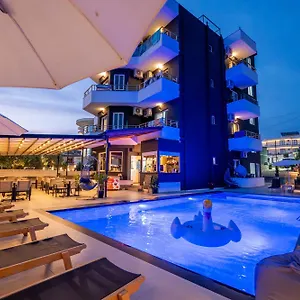 Sunshine Hotel